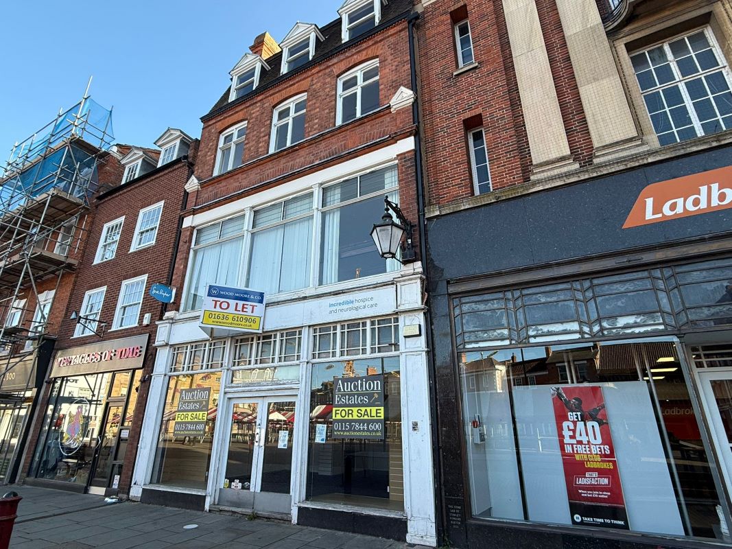 21 Market Place, Newark on Trent, Nottinghamshire, NG24 1EA