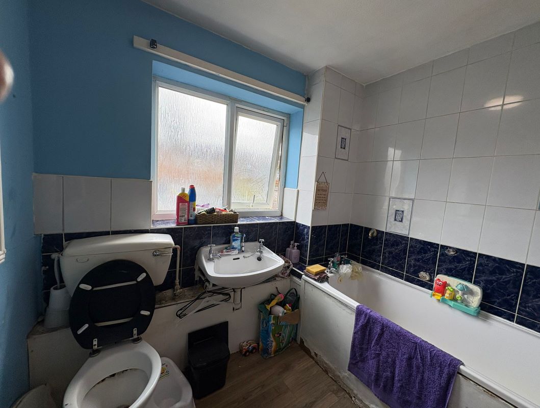20 Leiston Gardens, Top Valley, Nottingham, NG5 9DZ