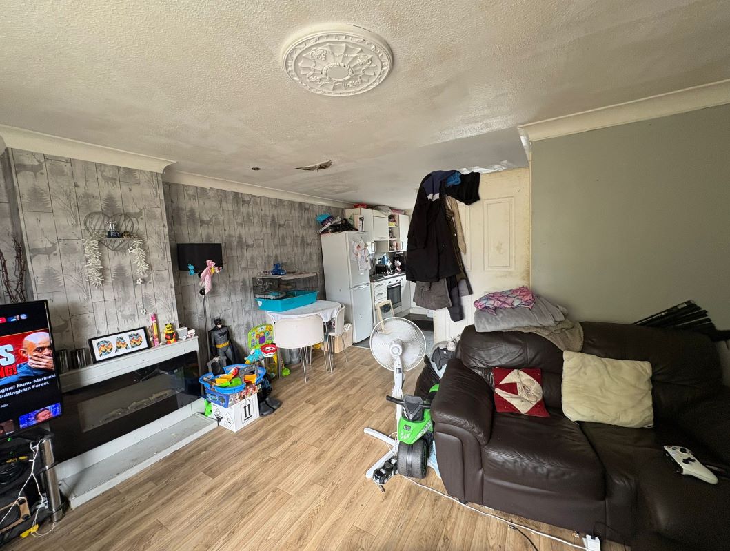20 Leiston Gardens, Top Valley, Nottingham, NG5 9DZ