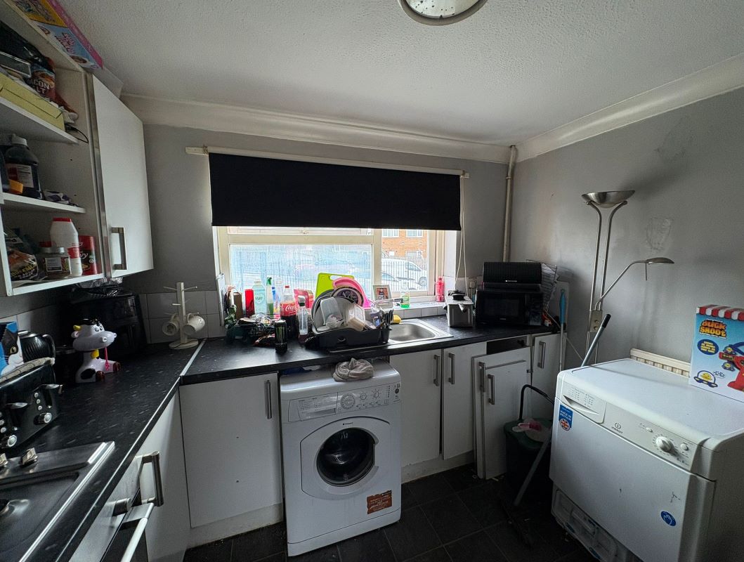 20 Leiston Gardens, Top Valley, Nottingham, NG5 9DZ