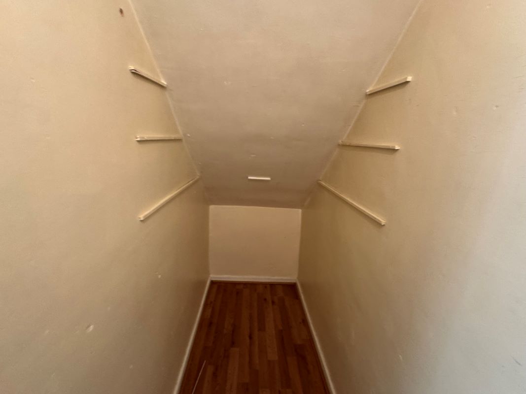 56 Spindle Gardens, Nottingham, NG6 7DG