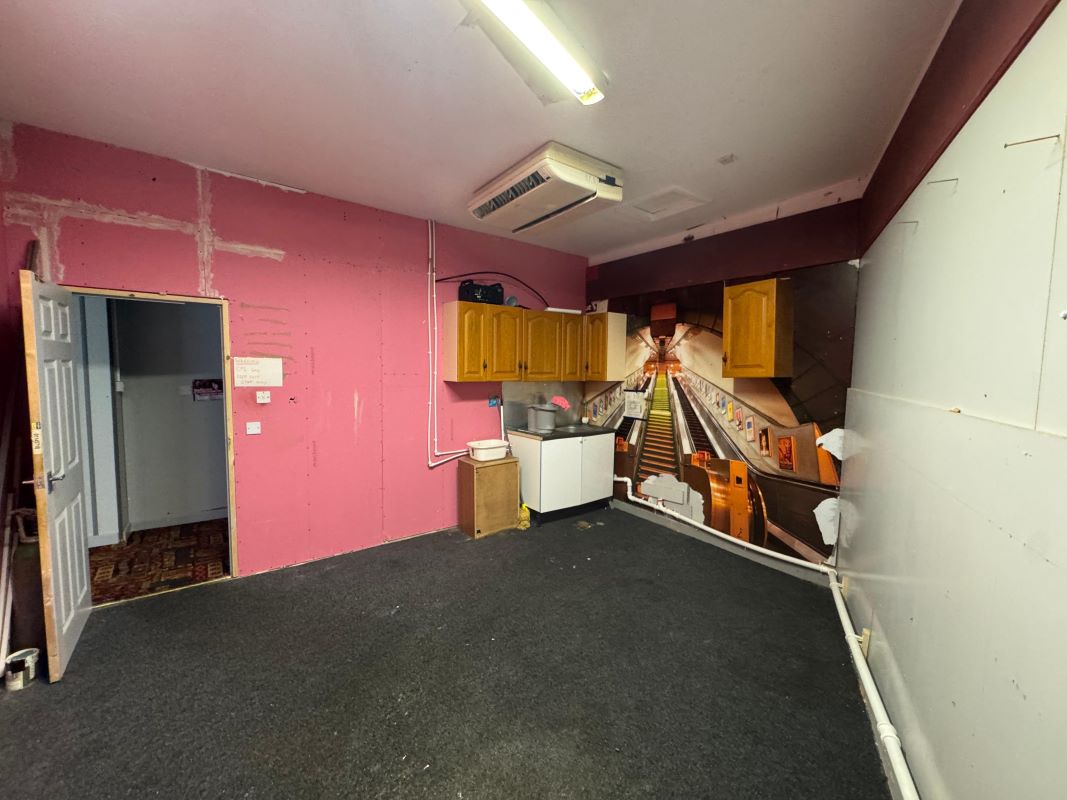 Ground Floor Retail Unit, 5-7 Low Street, Sutton in Ashfield, Nottinghamshire, NG17 1DH