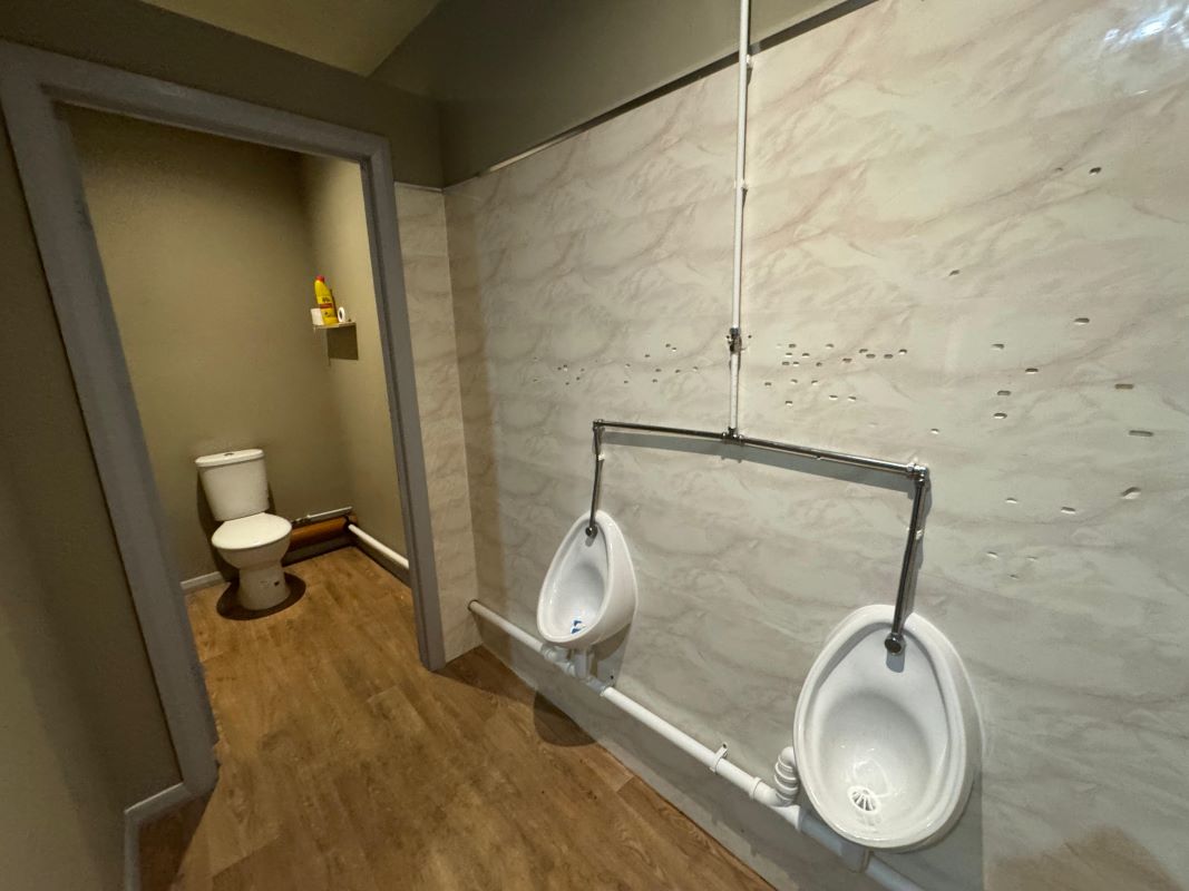 Ground Floor Retail Unit, 5-7 Low Street, Sutton in Ashfield, Nottinghamshire, NG17 1DH