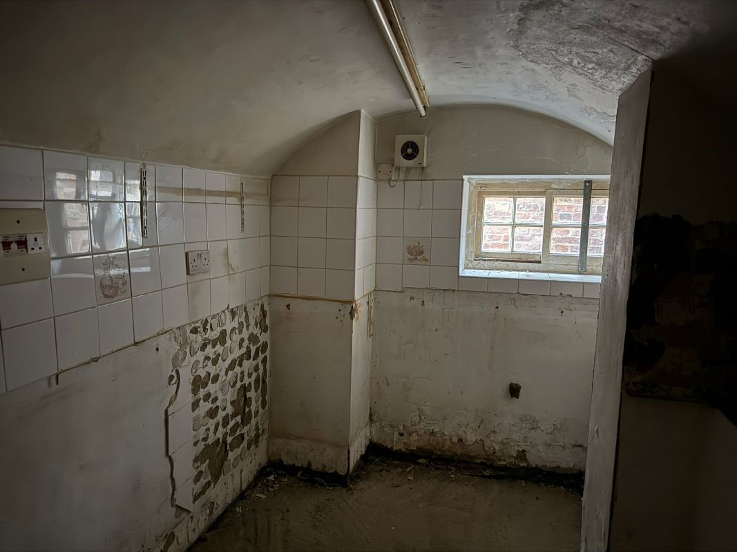 64, 66, 68 (A,B,C) Castle Gate, Newark, Nottinghamshire, NG24 1BG