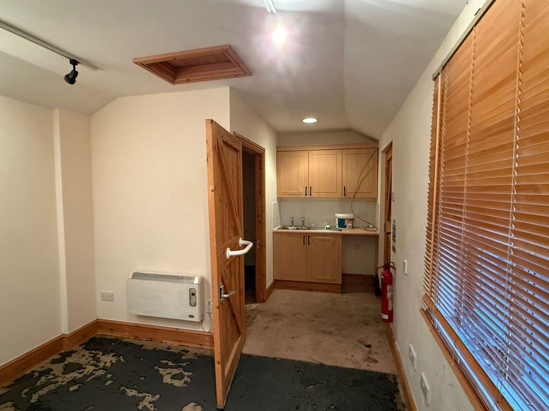 64, 66, 68 (A,B,C) Castle Gate, Newark, Nottinghamshire, NG24 1BG