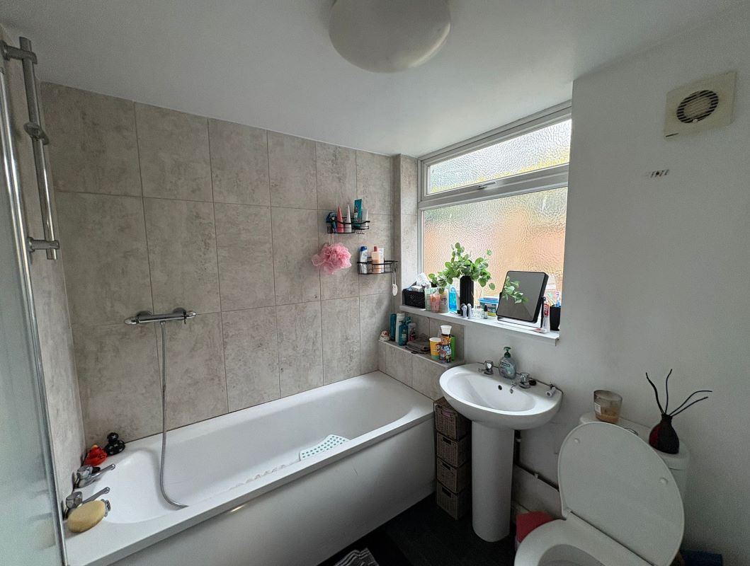 53 Granby Street, Ilkeston, Derbyshire, DE7 8HP