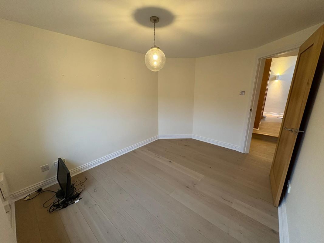 The Paddock Holme House Farm, Radcliffe Road, Holme Pierrepont, Nottingham, NG12 2LT