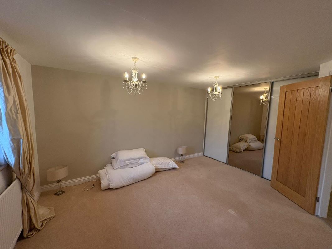 The Paddock Holme House Farm, Radcliffe Road, Holme Pierrepont, Nottingham, NG12 2LT