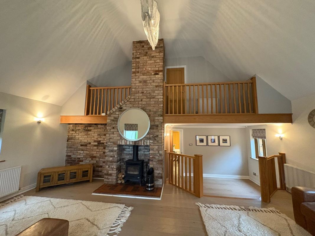 The Paddock Holme House Farm, Radcliffe Road, Holme Pierrepont, Nottingham, NG12 2LT