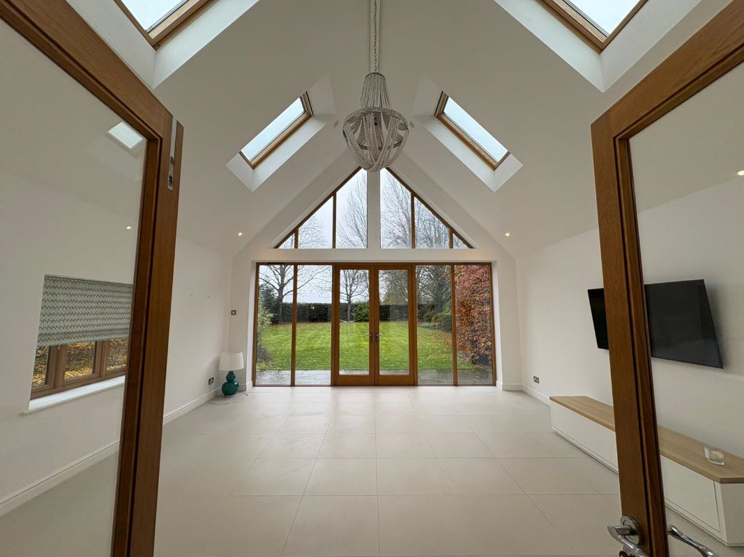 The Paddock Holme House Farm, Radcliffe Road, Holme Pierrepont, Nottingham, NG12 2LT