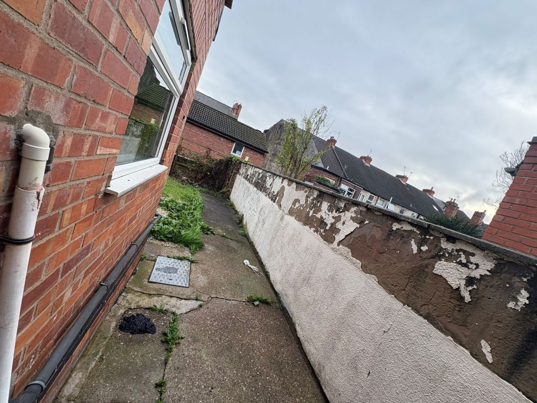 27 Beech Avenue, Sherwood Rise, Nottingham, NG7 7LJ