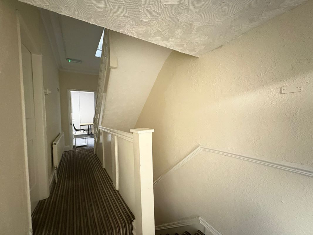 27 Beech Avenue, Sherwood Rise, Nottingham, NG7 7LJ