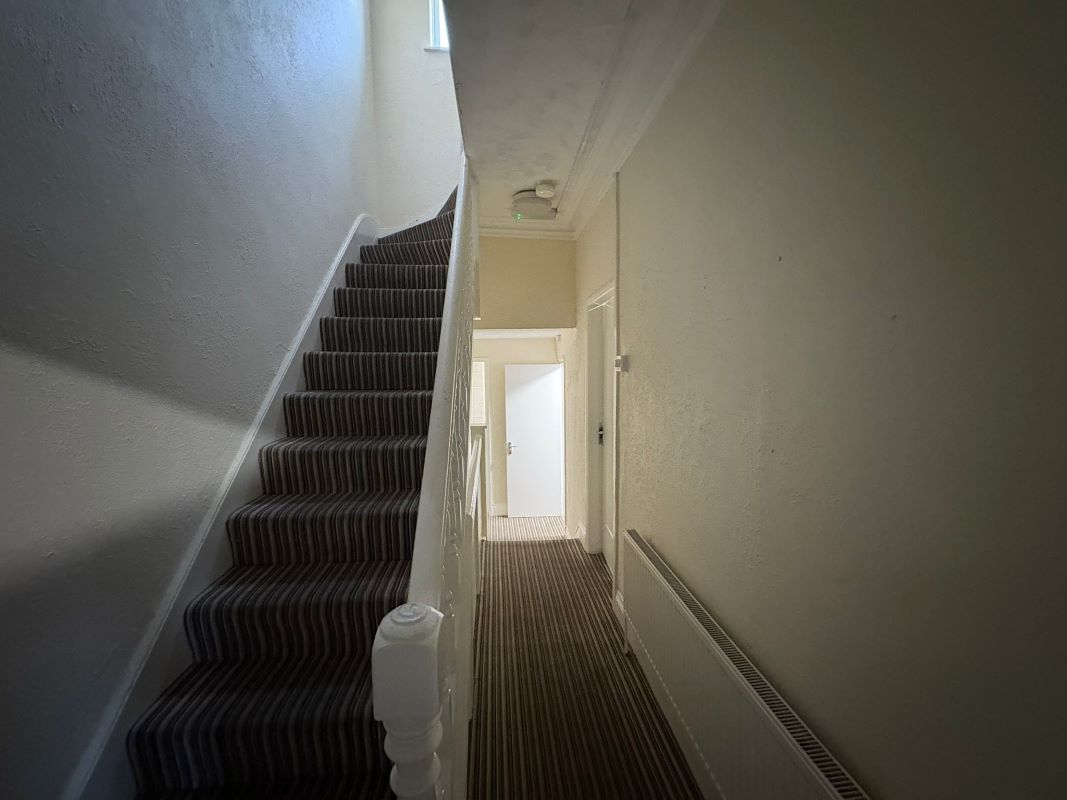 27 Beech Avenue, Sherwood Rise, Nottingham, NG7 7LJ