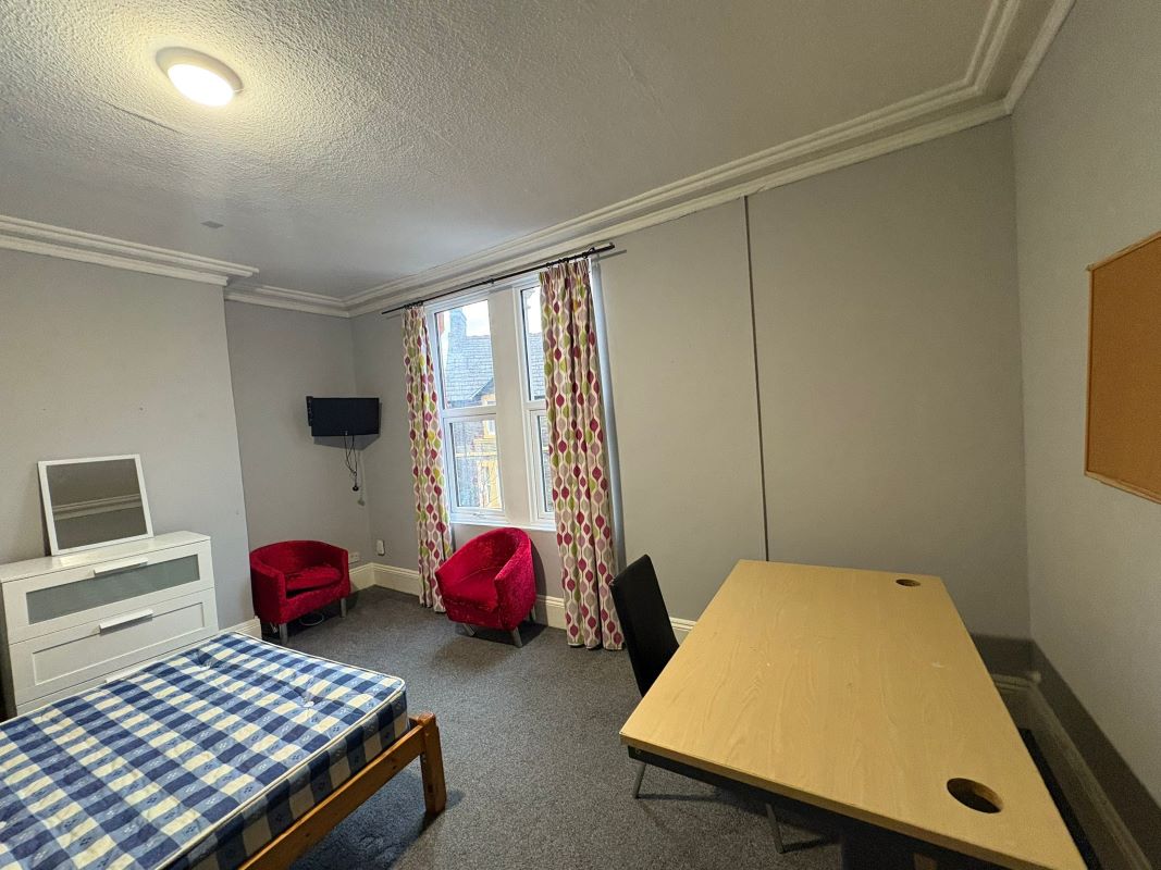 27 Beech Avenue, Sherwood Rise, Nottingham, NG7 7LJ