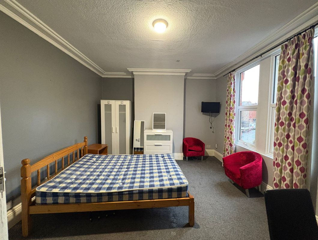 27 Beech Avenue, Sherwood Rise, Nottingham, NG7 7LJ