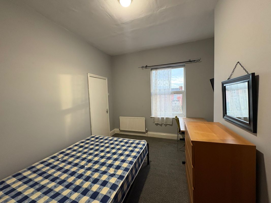 27 Beech Avenue, Sherwood Rise, Nottingham, NG7 7LJ