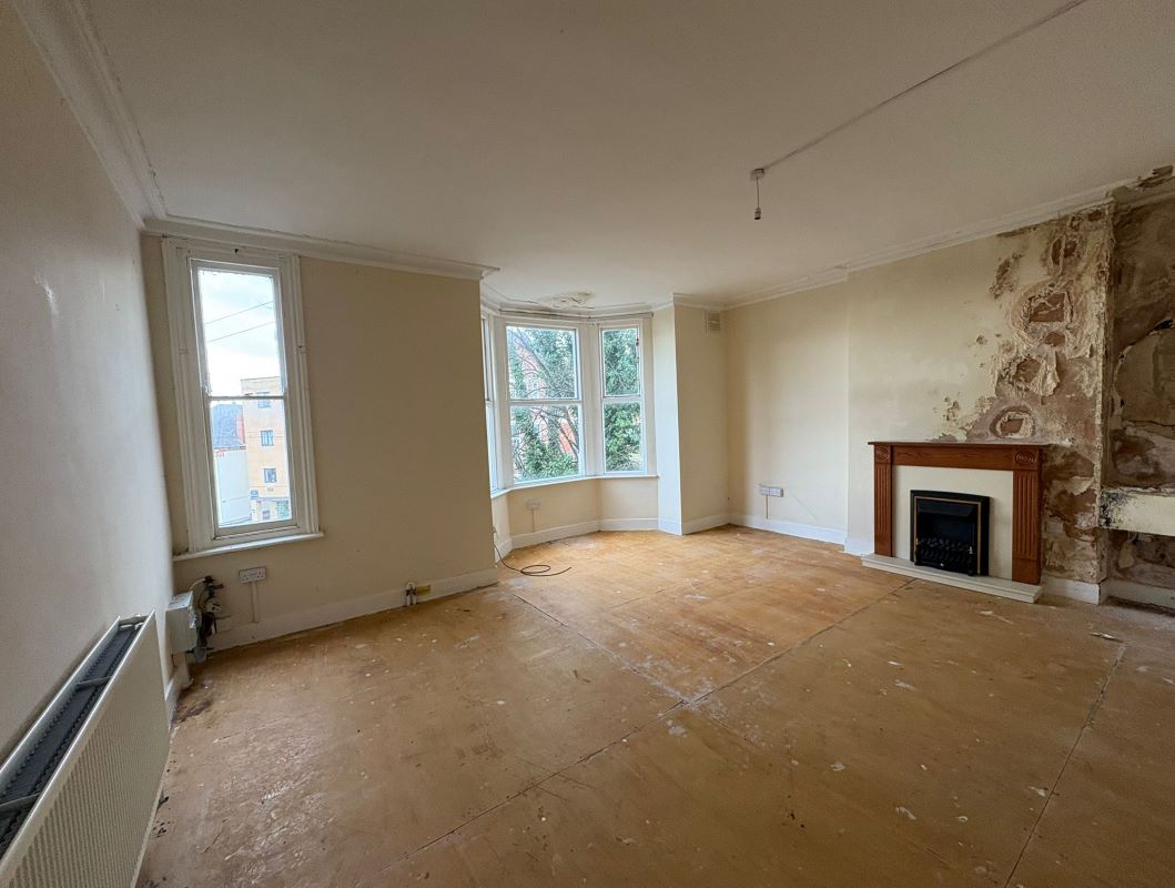 15 Gedling Grove, Nottingham, NG7 4DU