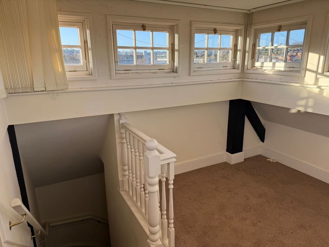 Duplex Apartment 5 Sandpiper House, Marhill Road, Carlton, Nottingham, NG4 3AJ