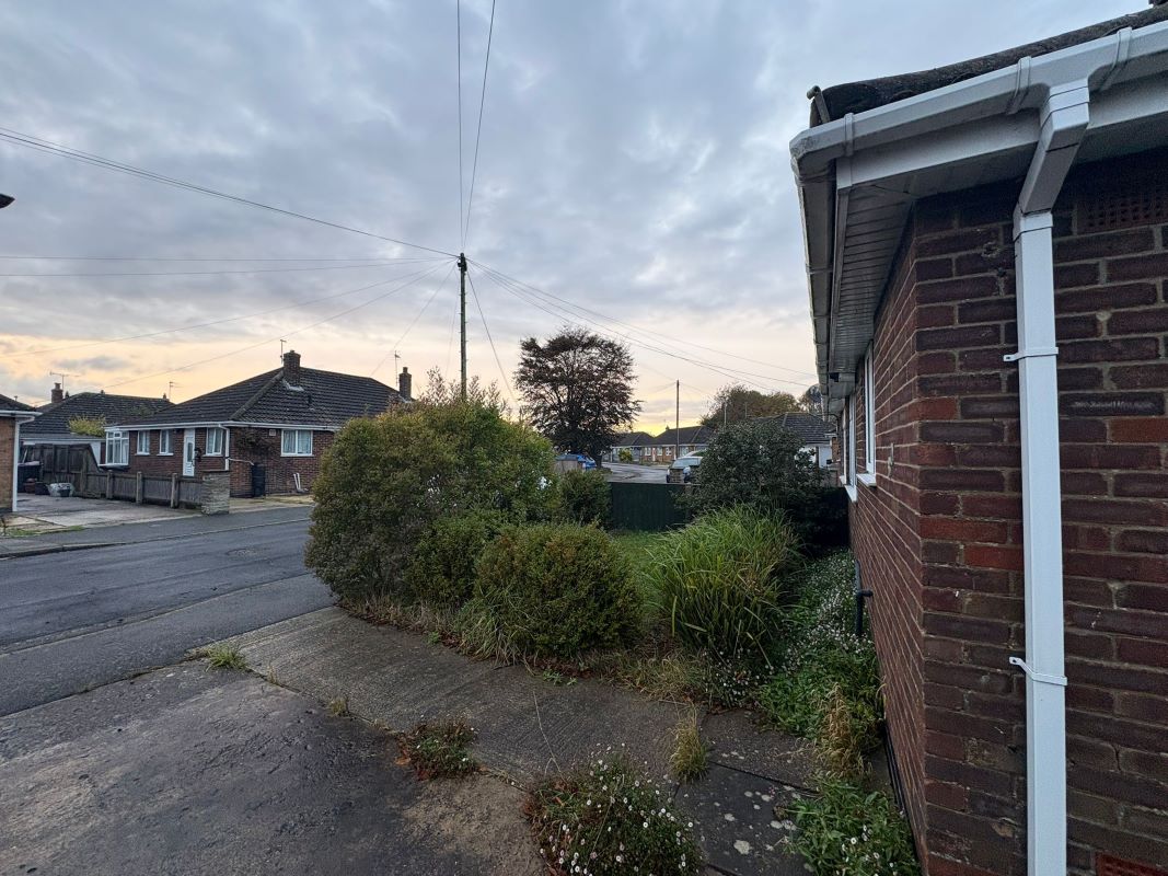 30 Forsyth Crescent, Skegness, Lincolnshire, PE25 3PR
