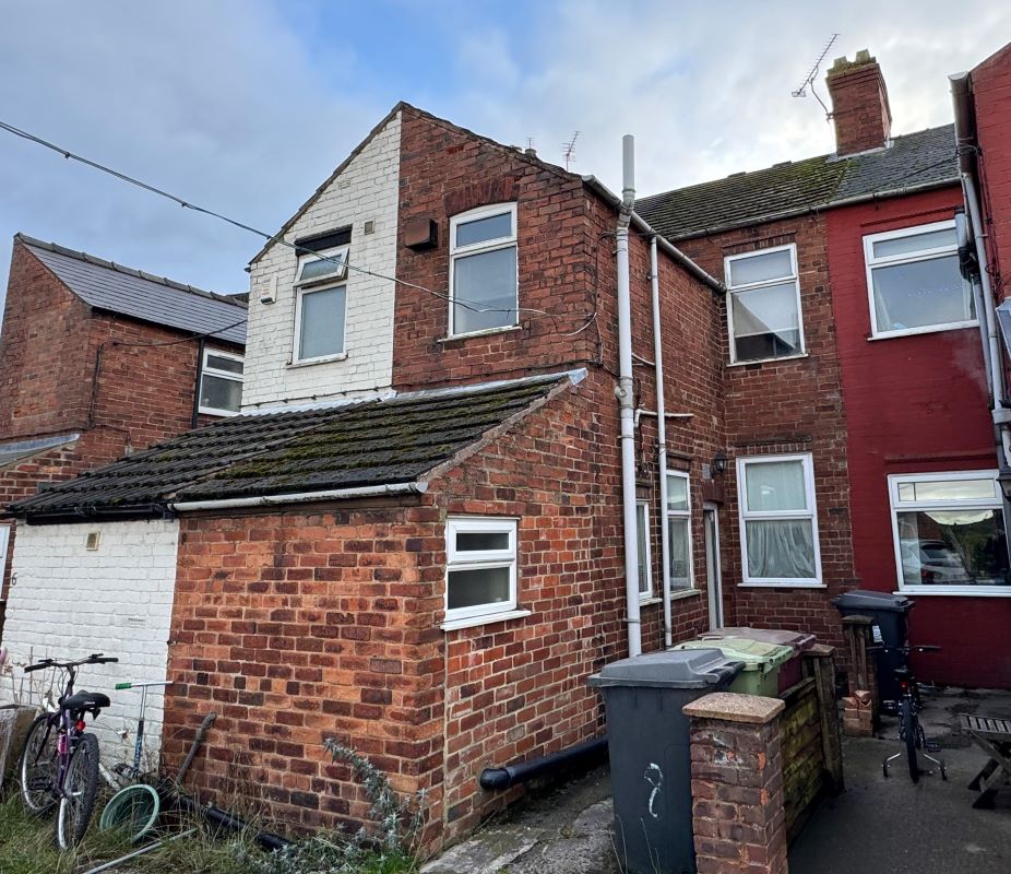8 Crown Street, Clowne, Derbyshire, S43 4DN