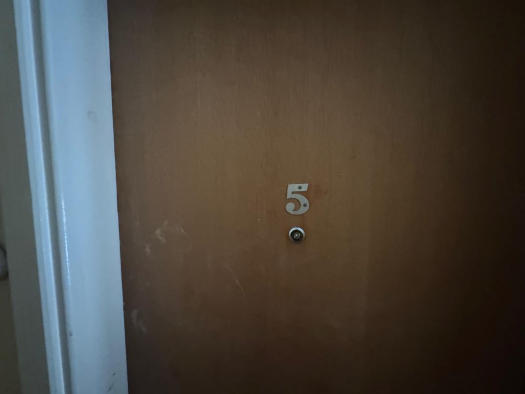 42 Forest Road West, Nottingham, NG7 4EQ