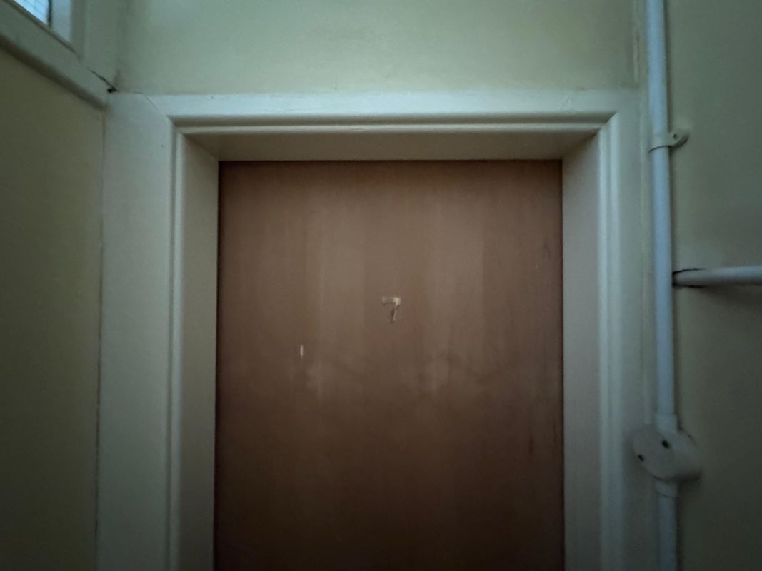 42 Forest Road West, Nottingham, NG7 4EQ