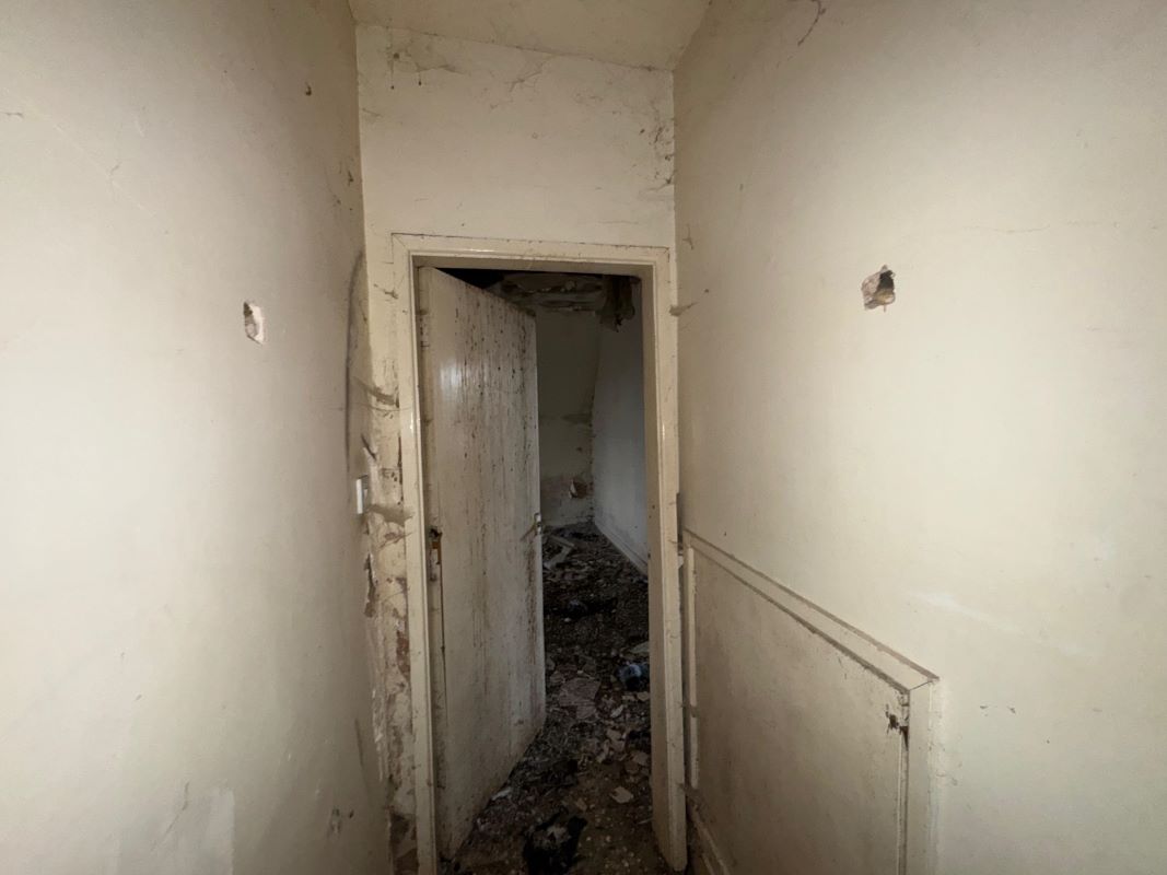 42 Forest Road West, Nottingham, NG7 4EQ