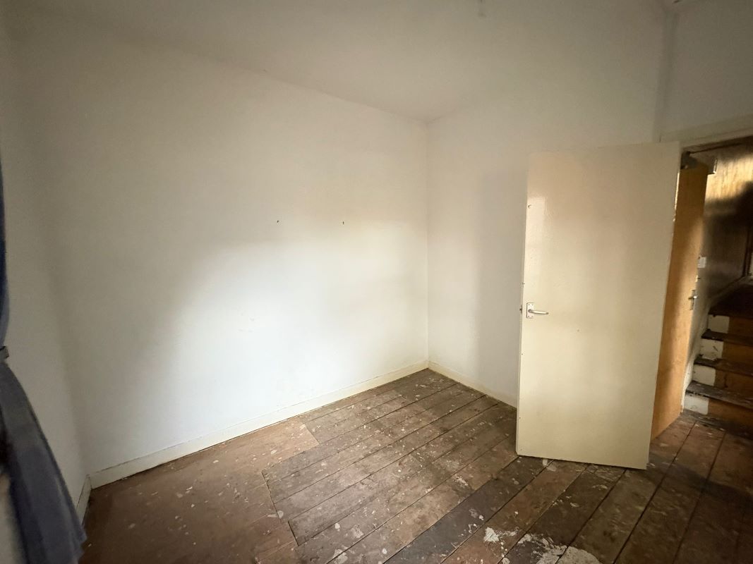 31A Burns Street & 2 Tennyson Street, Nottingham, NG7 4DS