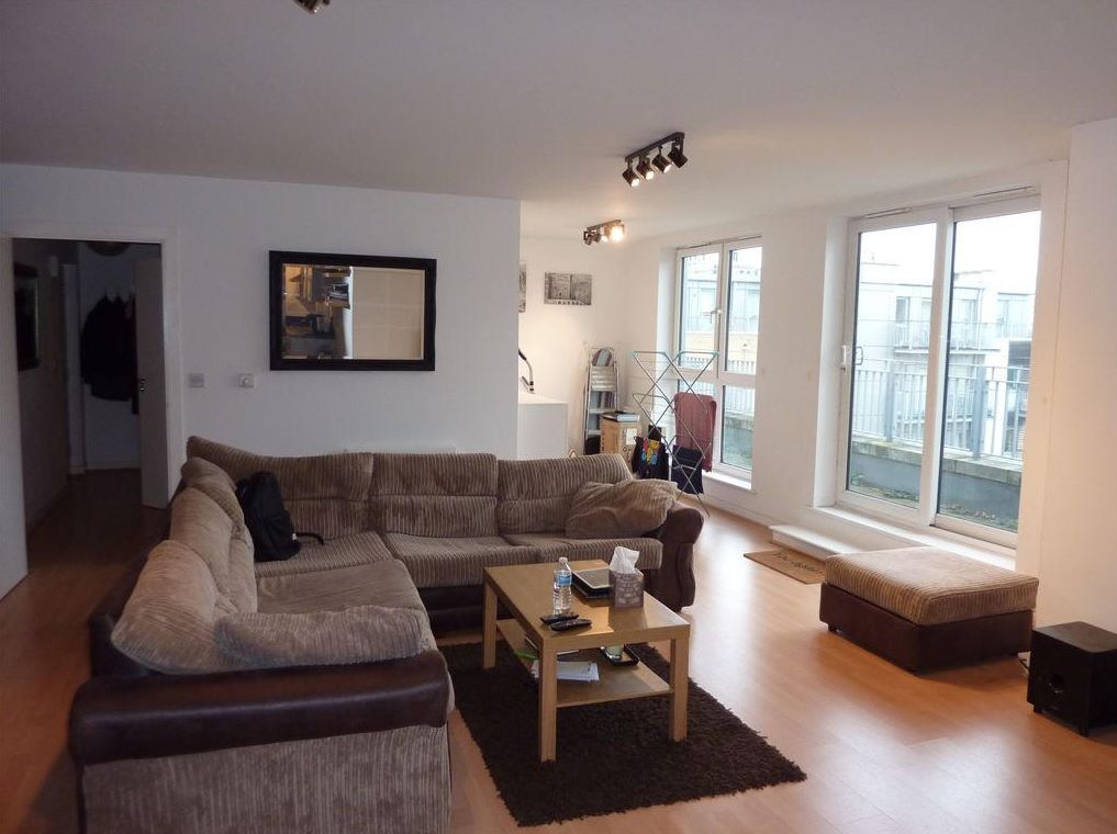 Flat 66 Domus Court, 23 Fortune Avenue, Edgware, Middlesex, HA8 0FJ