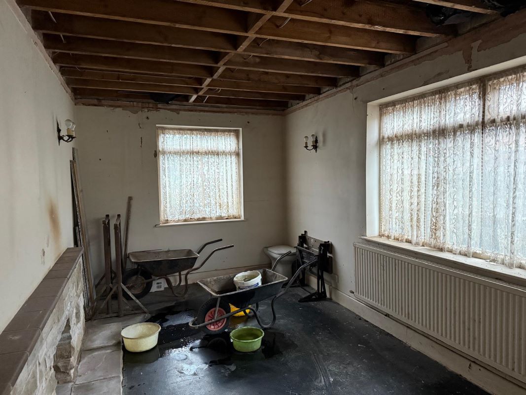 54 Buxton Avenue, Carlton, Nottingham, NG4 3RS