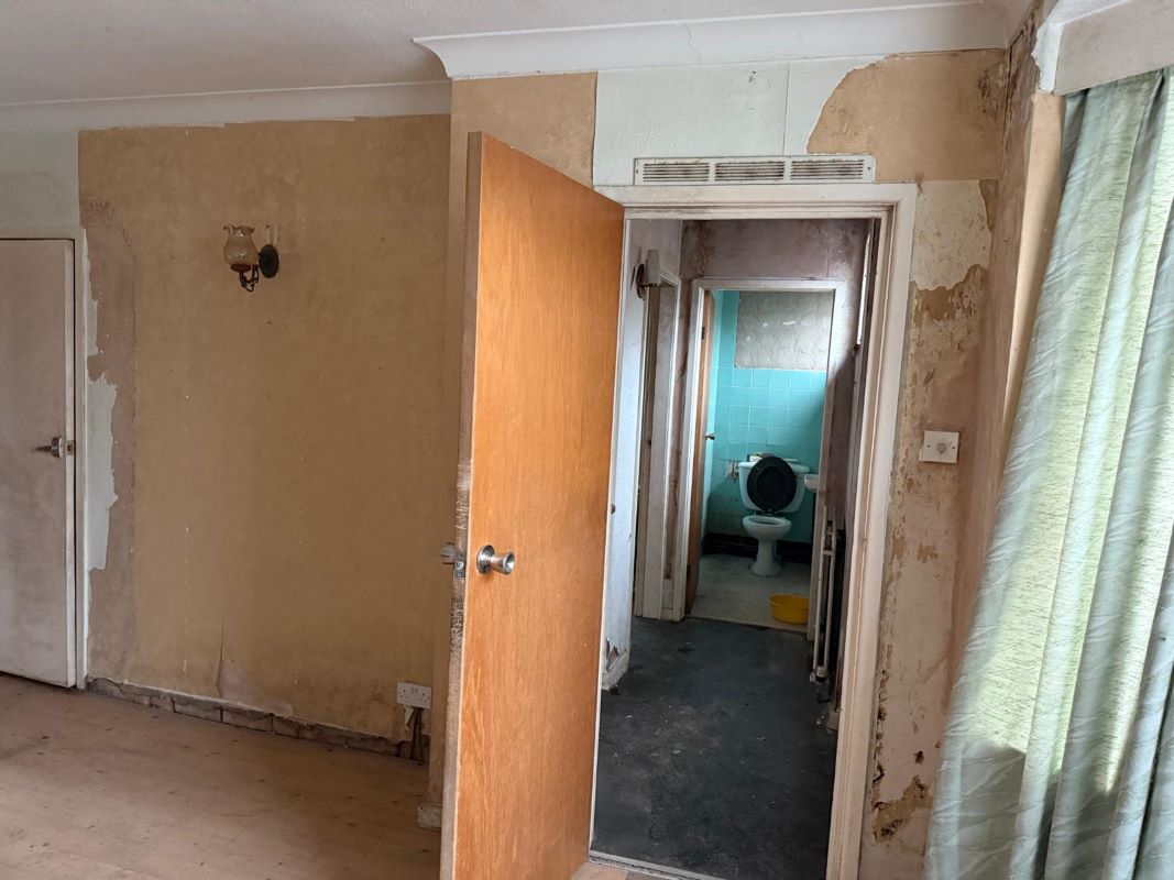 54 Buxton Avenue, Carlton, Nottingham, NG4 3RS