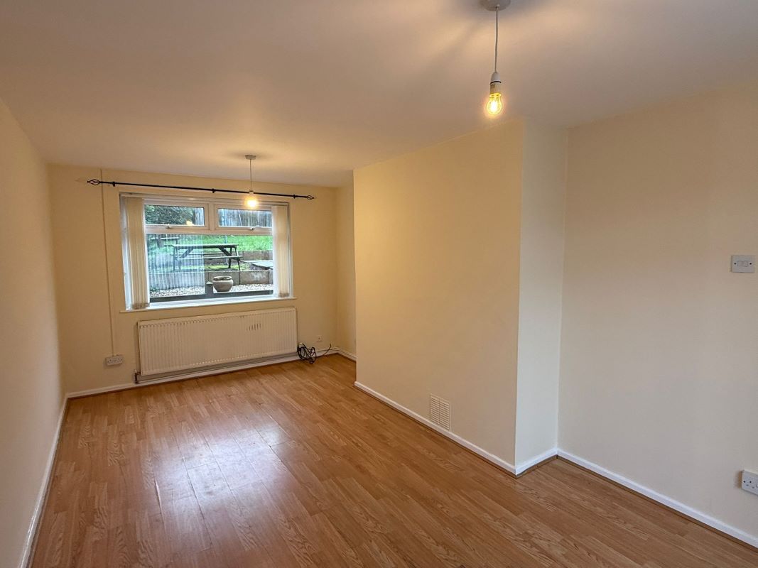 90 Petersmith Drive, New Ollerton, Nottinghamshire, NG22 9RY