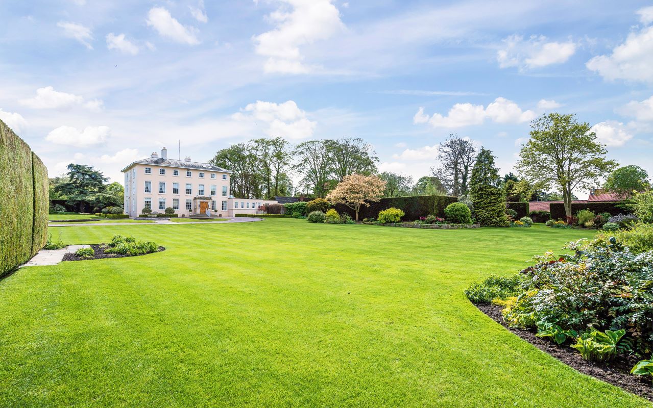 Welham Hall, Main Street, Welham, Retford, Nottinghamshire, DN22 0SH