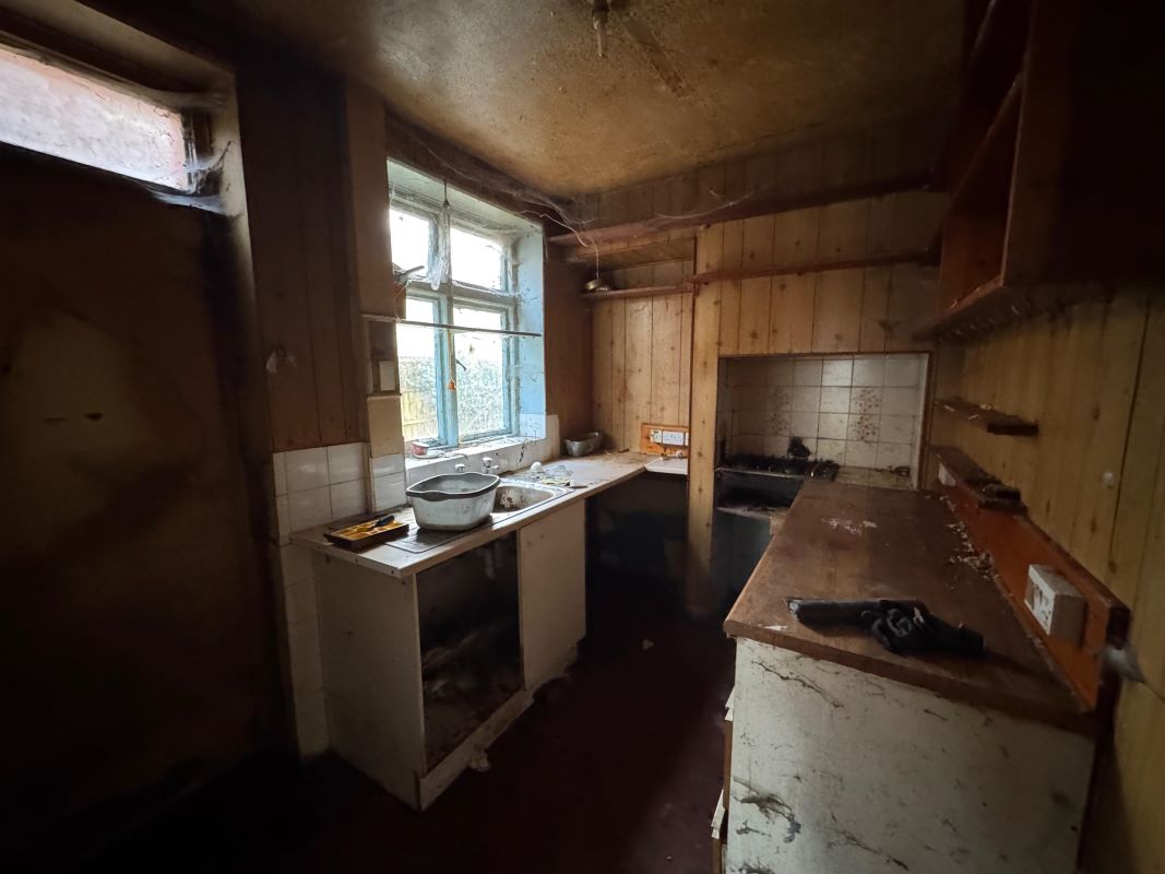 163 Huthwaite Road, Sutton-in-Ashfield, Nottinghamshire, NG17 2HB