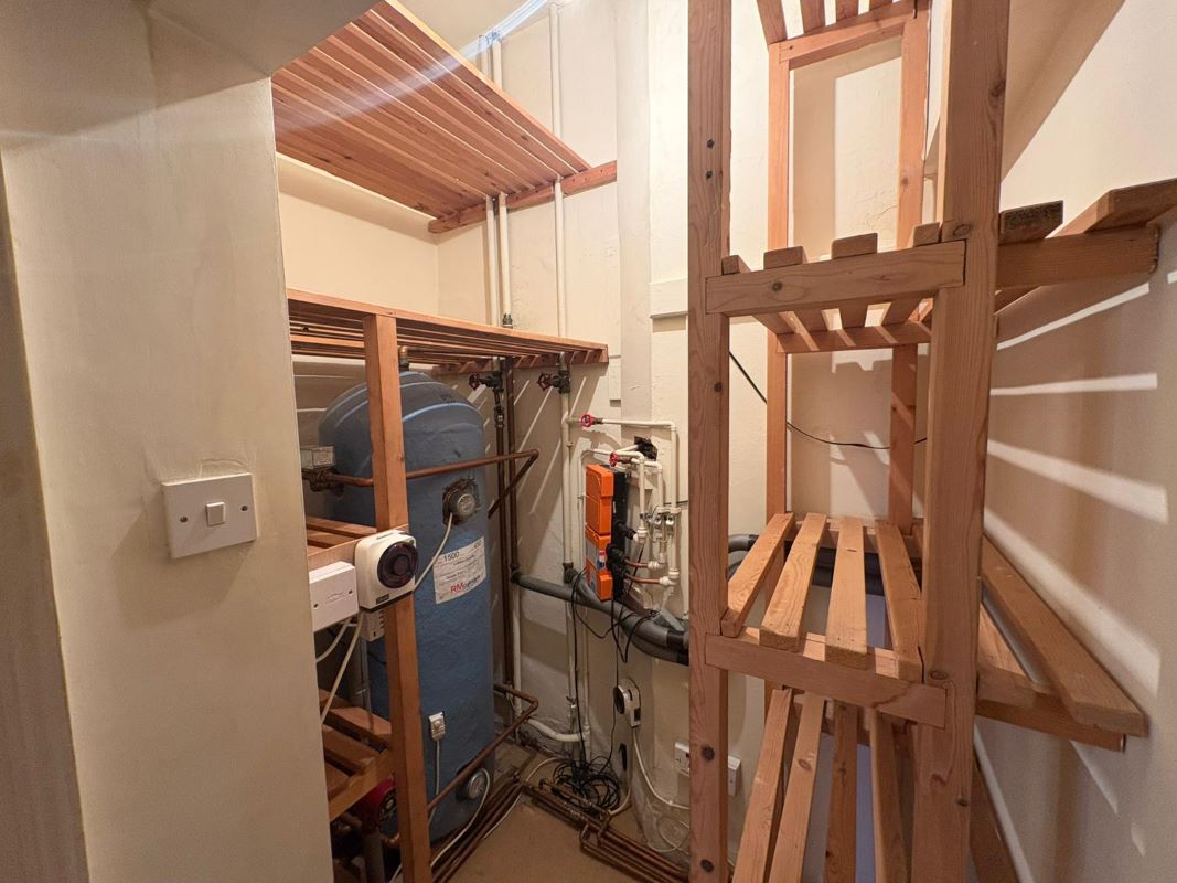 Welham Hall, Main Street, Welham, Retford, Nottinghamshire, DN22 0SH