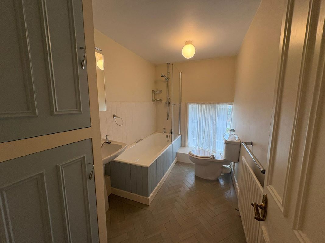 Welham Hall, Main Street, Welham, Retford, Nottinghamshire, DN22 0SH