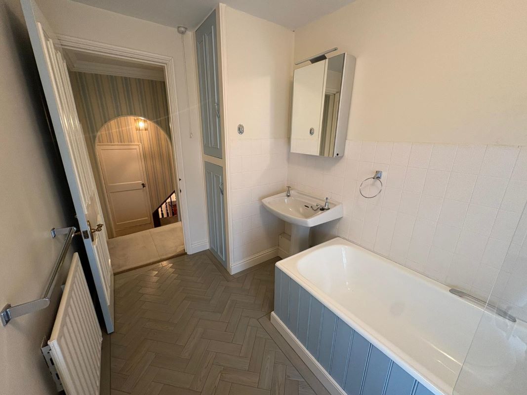 Welham Hall, Main Street, Welham, Retford, Nottinghamshire, DN22 0SH