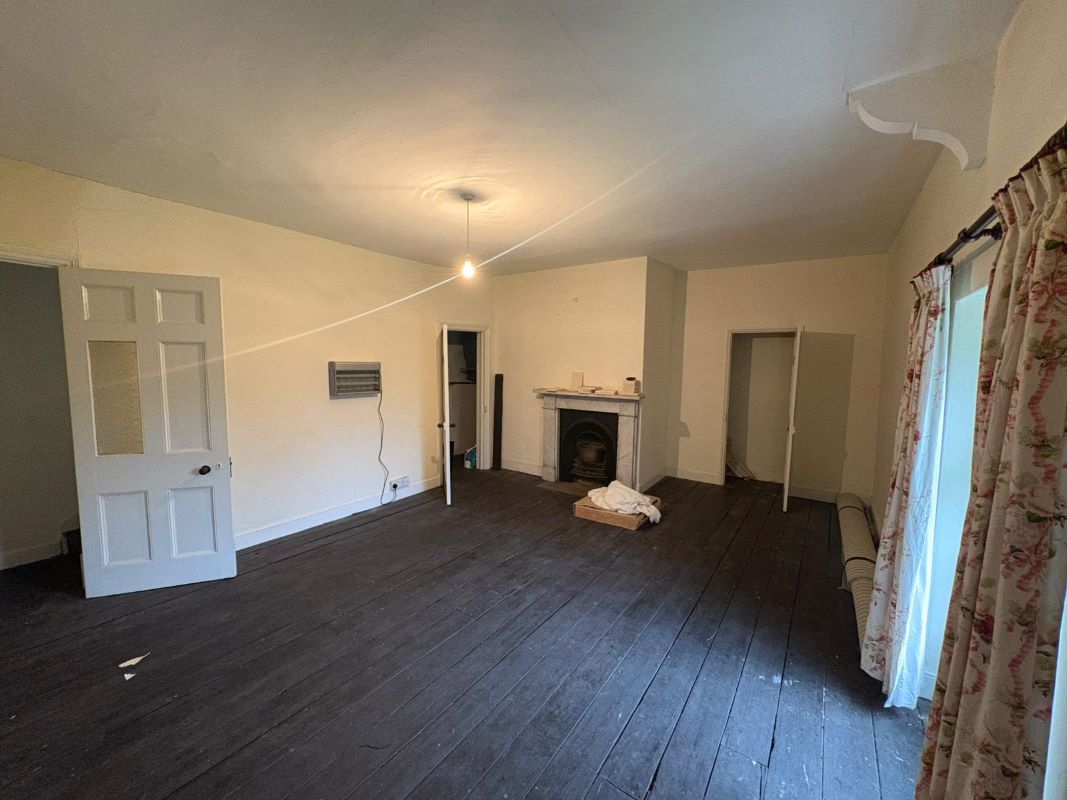 Welham Hall, Main Street, Welham, Retford, Nottinghamshire, DN22 0SH