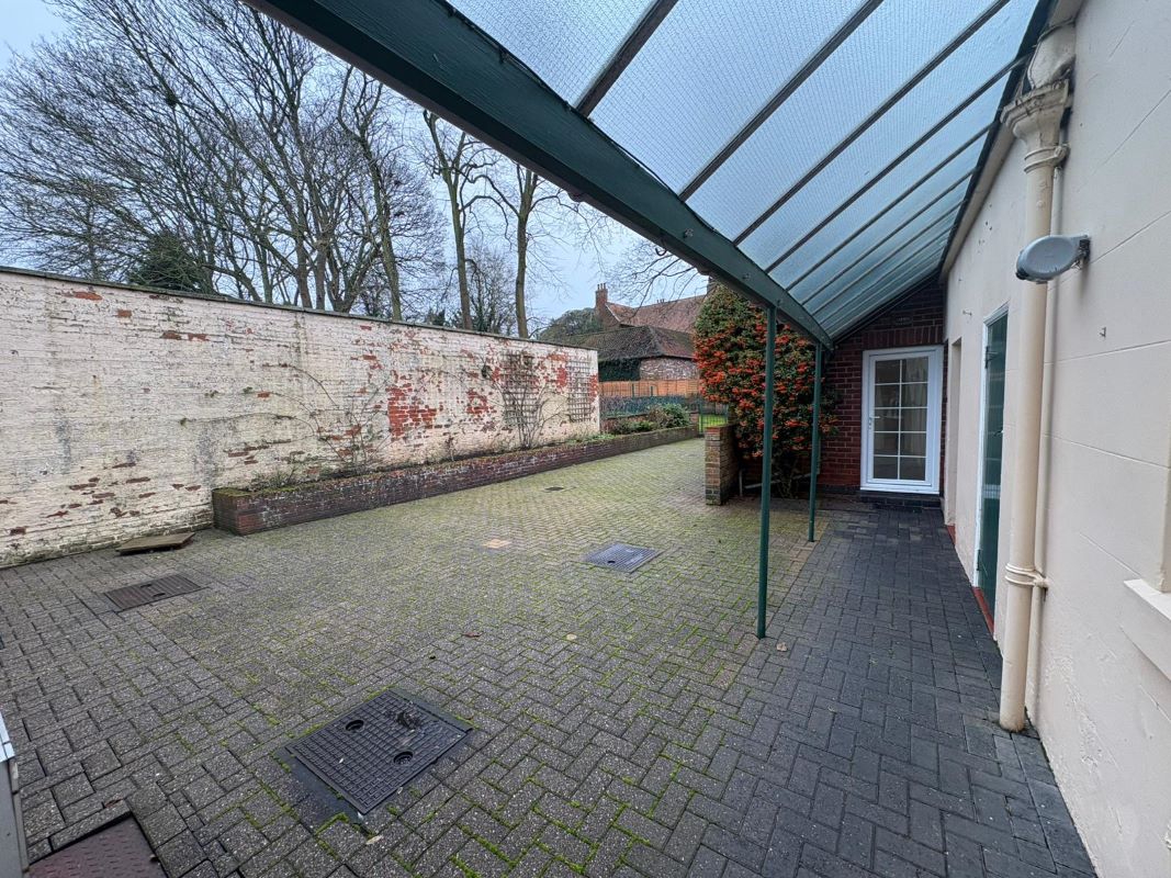 Welham Hall, Main Street, Welham, Retford, Nottinghamshire, DN22 0SH