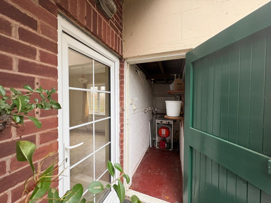 Welham Hall, Main Street, Welham, Retford, Nottinghamshire, DN22 0SH