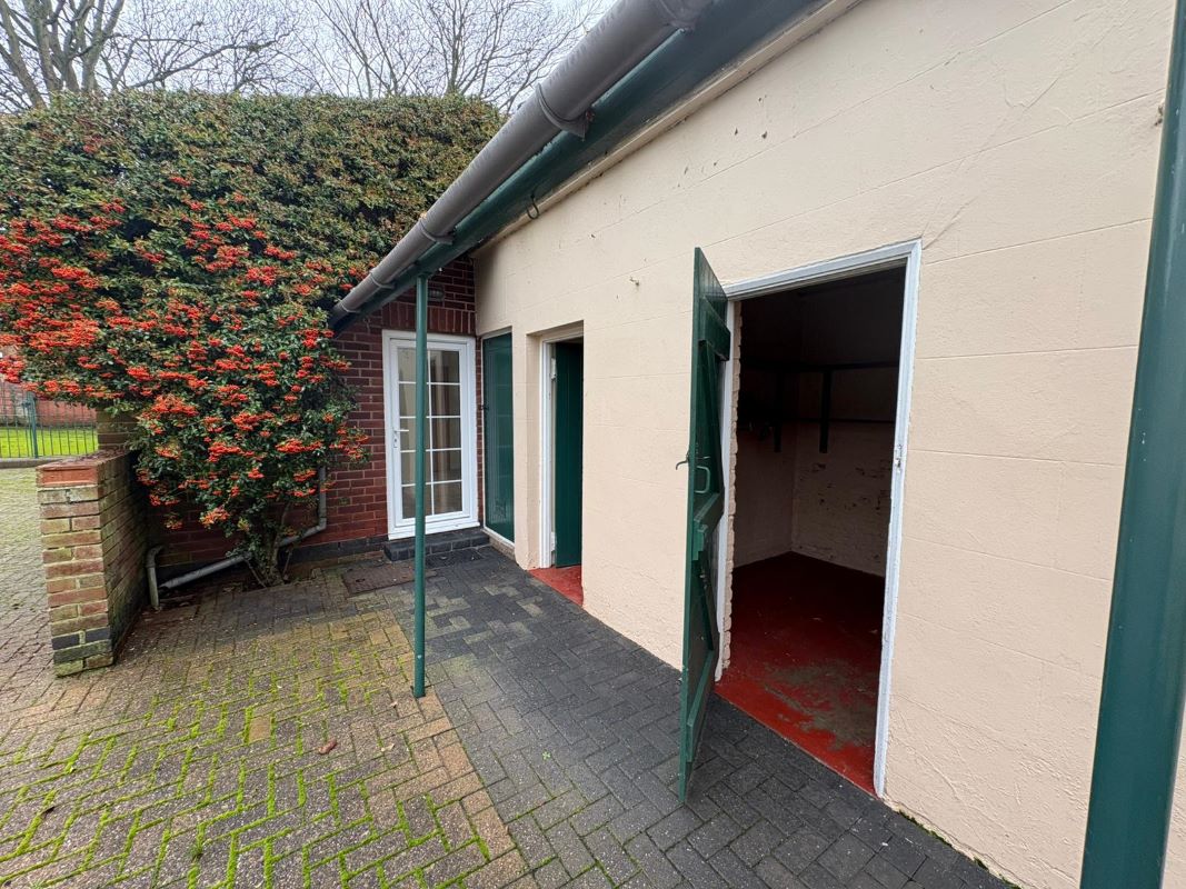 Welham Hall, Main Street, Welham, Retford, Nottinghamshire, DN22 0SH