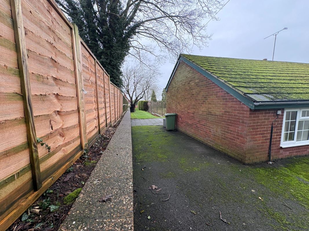 Welham Hall, Main Street, Welham, Retford, Nottinghamshire, DN22 0SH