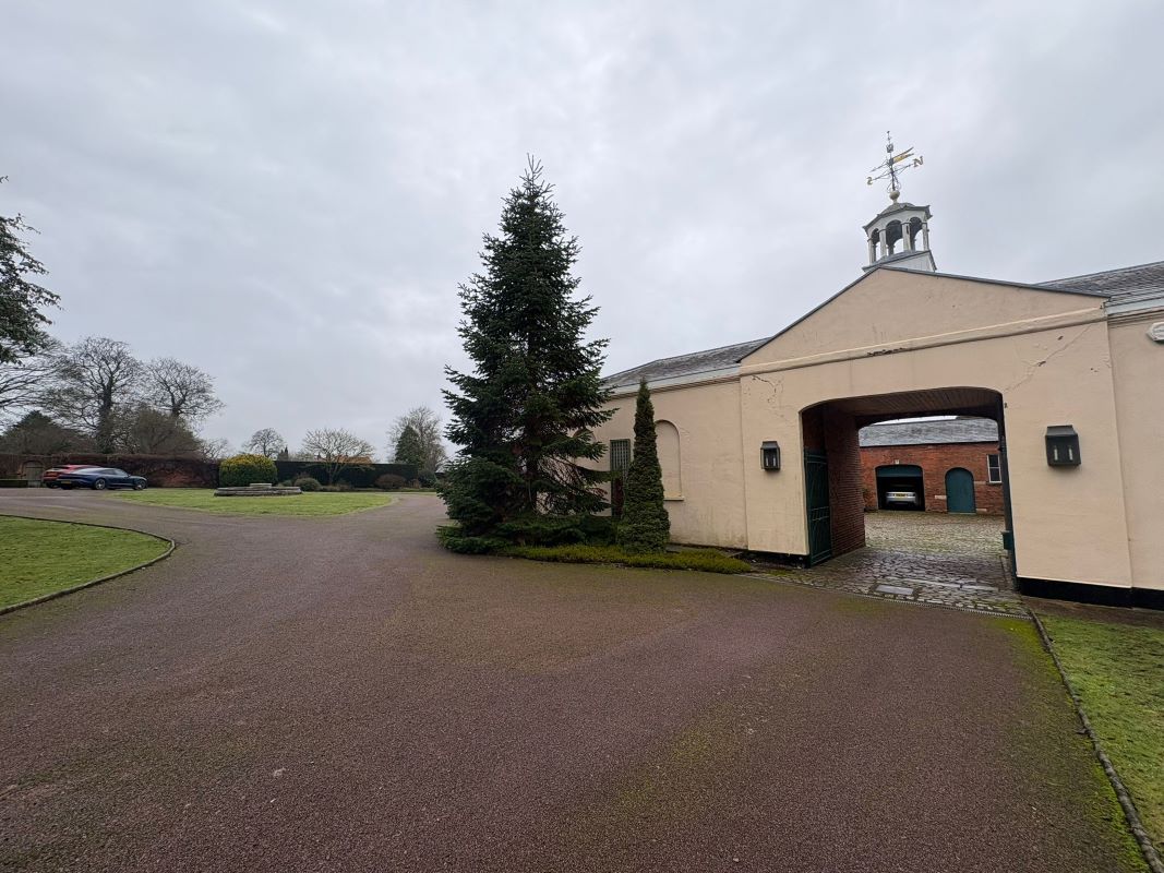 Welham Hall, Main Street, Welham, Retford, Nottinghamshire, DN22 0SH