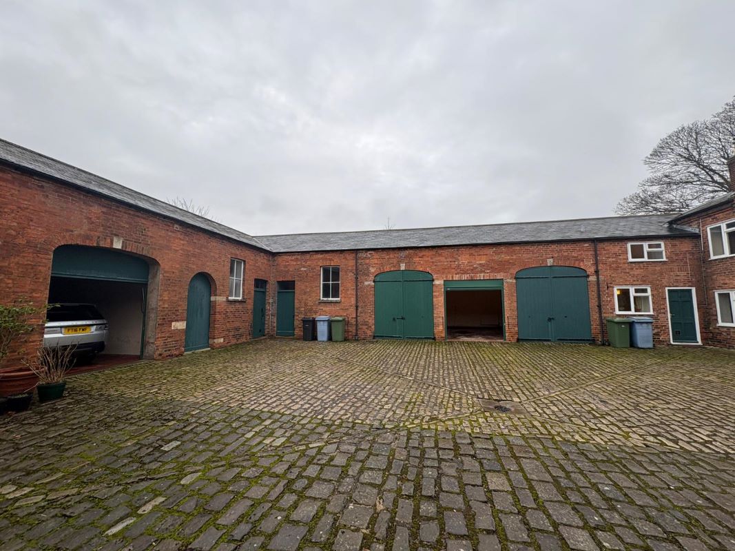 Welham Hall, Main Street, Welham, Retford, Nottinghamshire, DN22 0SH