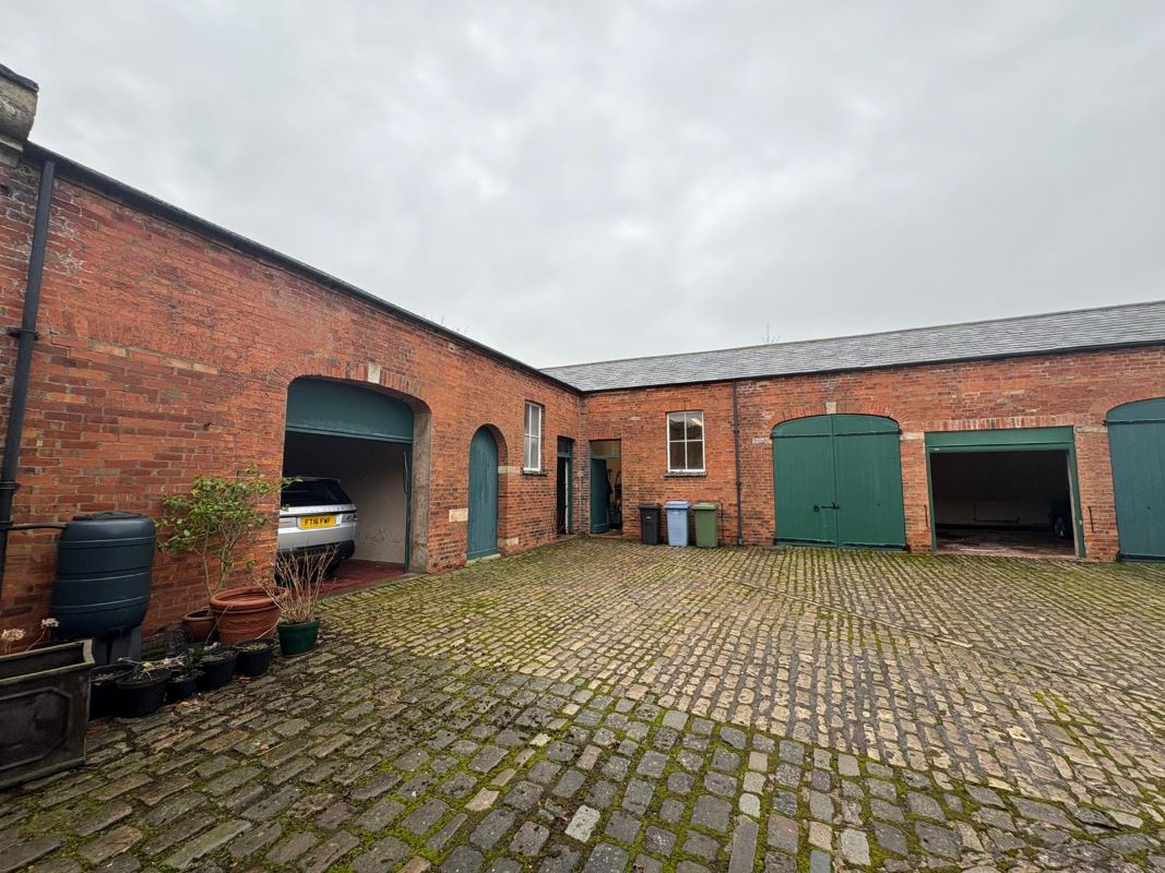 Welham Hall, Main Street, Welham, Retford, Nottinghamshire, DN22 0SH