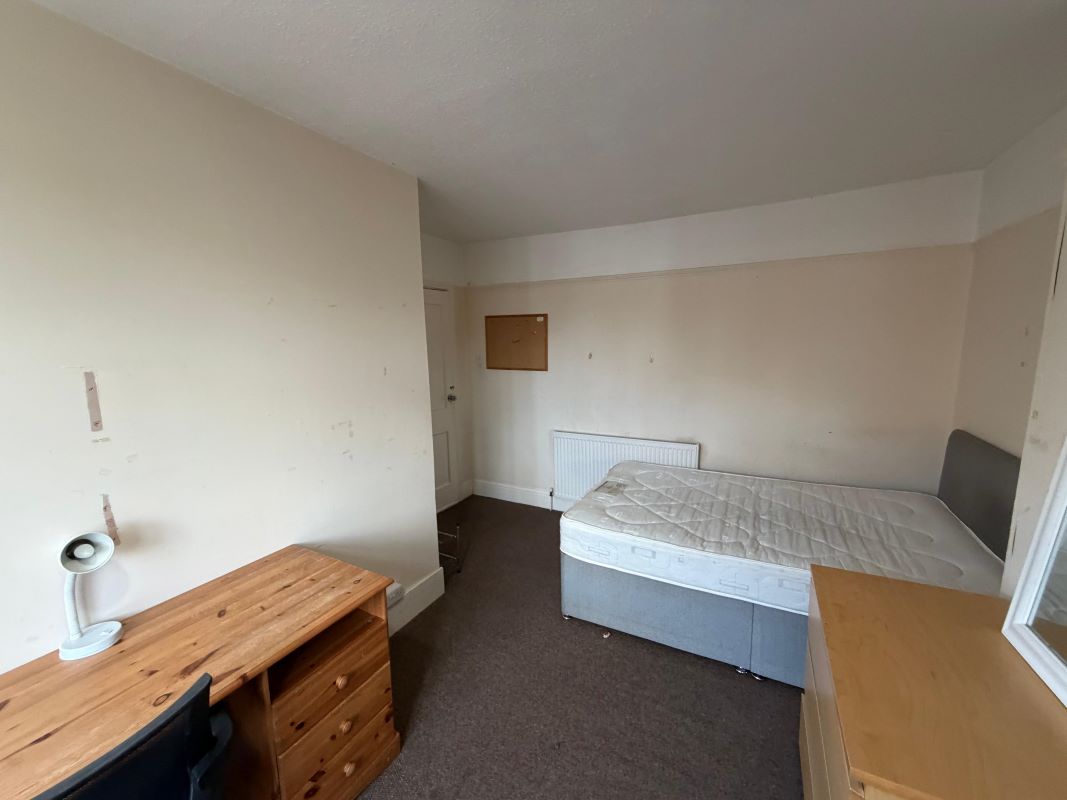 37 Highfield Road, Dunkirk, Nottingham, NG7 2JE