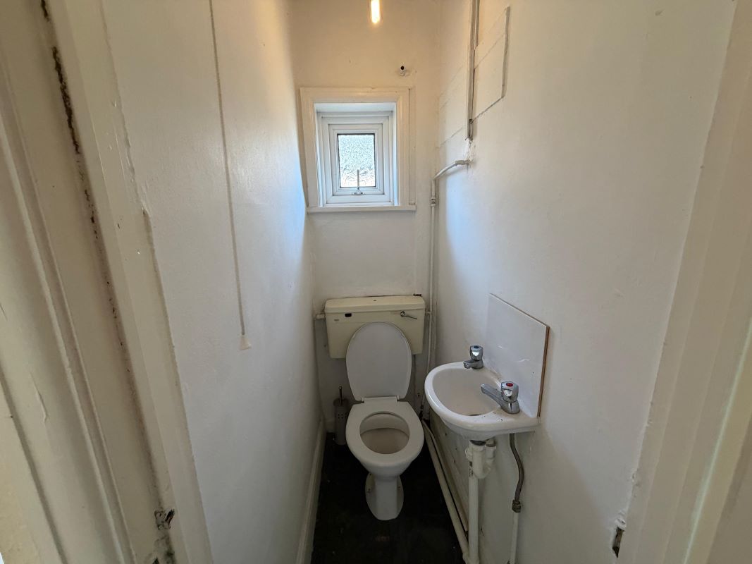 37 Highfield Road, Dunkirk, Nottingham, NG7 2JE