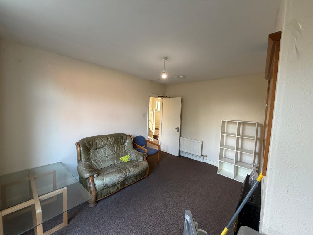 54 Lace Street, Nottingham, NG7 2JG