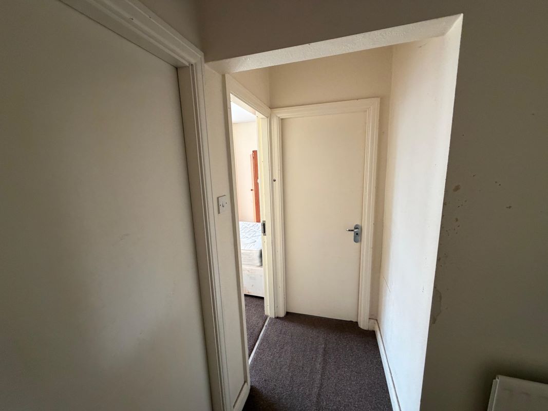 54 Lace Street, Nottingham, NG7 2JG