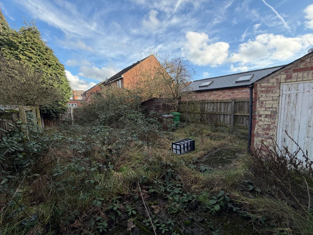 54 Lace Street, Nottingham, NG7 2JG